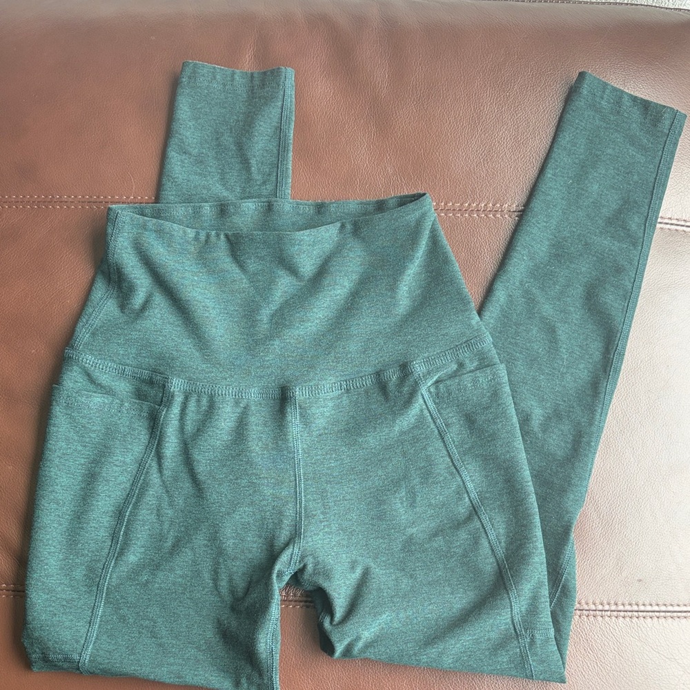 Beyond Yoga Green High-Waisted Leggings w/ Pockets